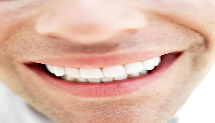 9 Amazing Ways to Whiten Your Teeth